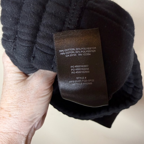 TNA cozy boyfriend  Black fleece Mini Skirt - Picture 5 of 5